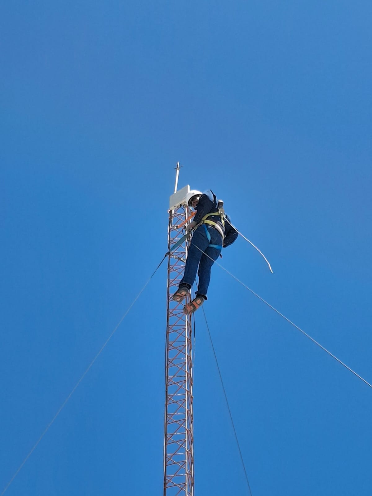 Técnico en mantenimiento de infraestructura de campo